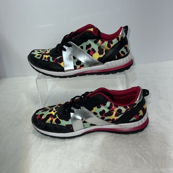 Sam Edelman Circus Badgley Misacka Gym shoes/sneakers. Size 7. EUC. - Picture 2 of 6